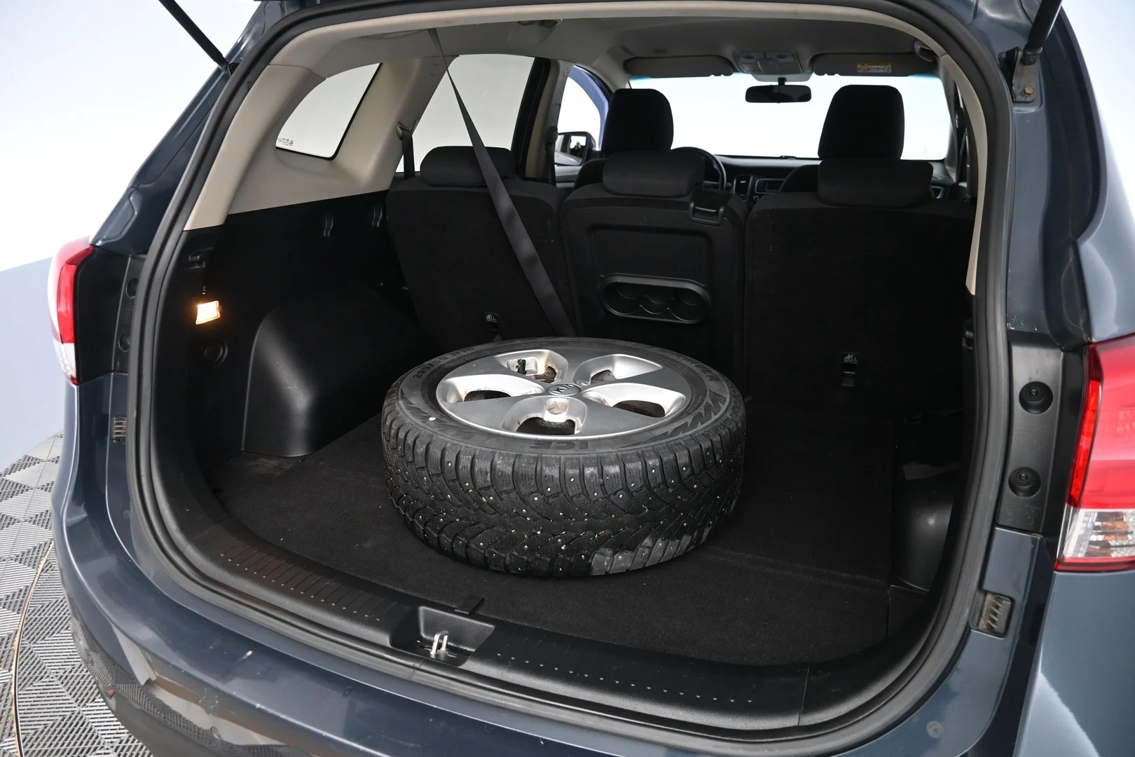 Car Image - 4yw0pBvd4wRhdIJuj1PlMk