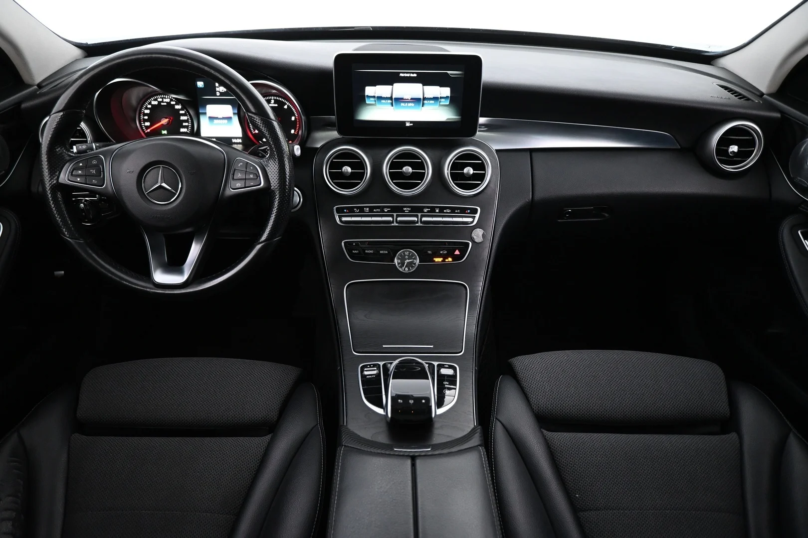 Car Image - 2kEhJ5WQv4aHlnbVle5uL4