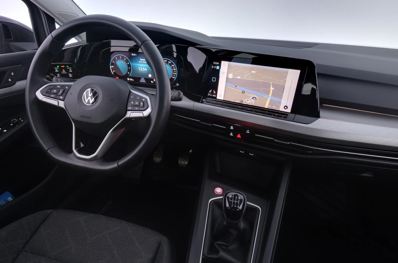 Car Image - fbnp2ioPQaIVCewCQe9zv