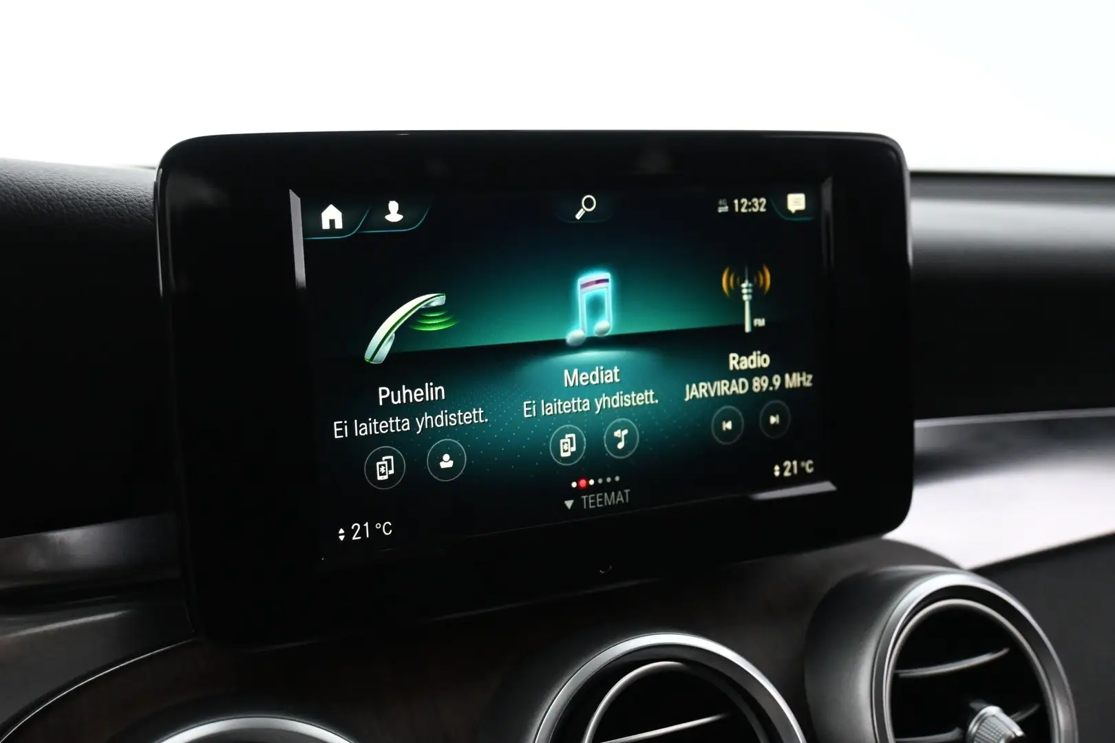 Car Image - 6dVAVa2QdXAyjtUO5Q7m2l