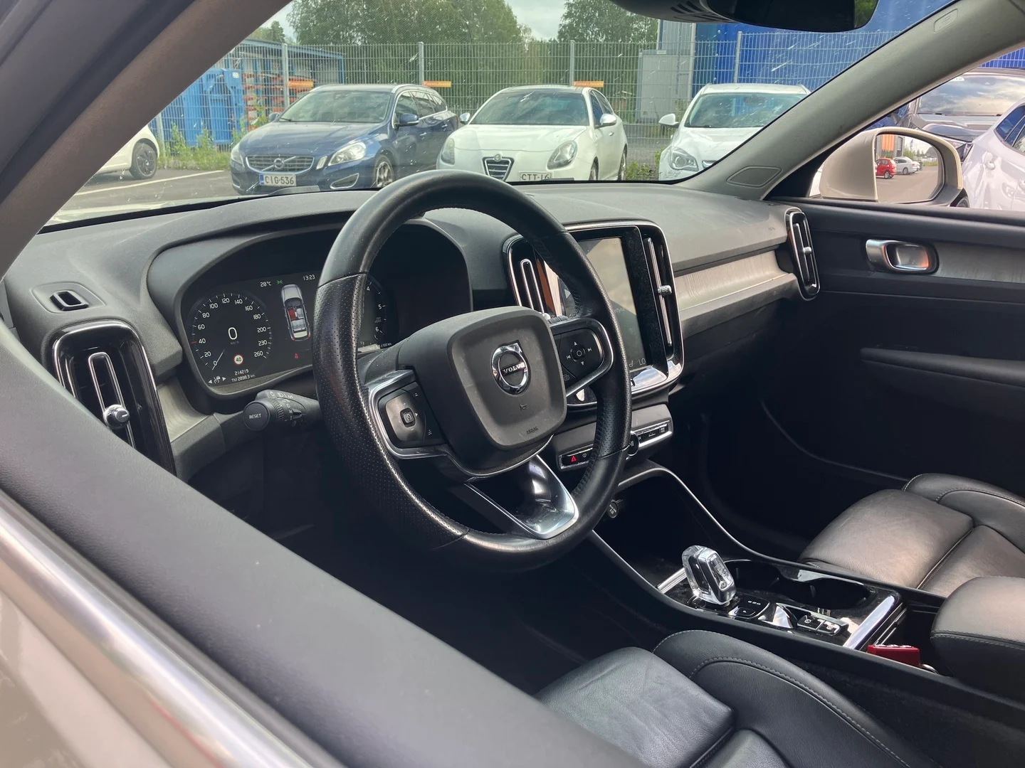 Car Image - 6PCozKguEvCtYHEvqdO3oS