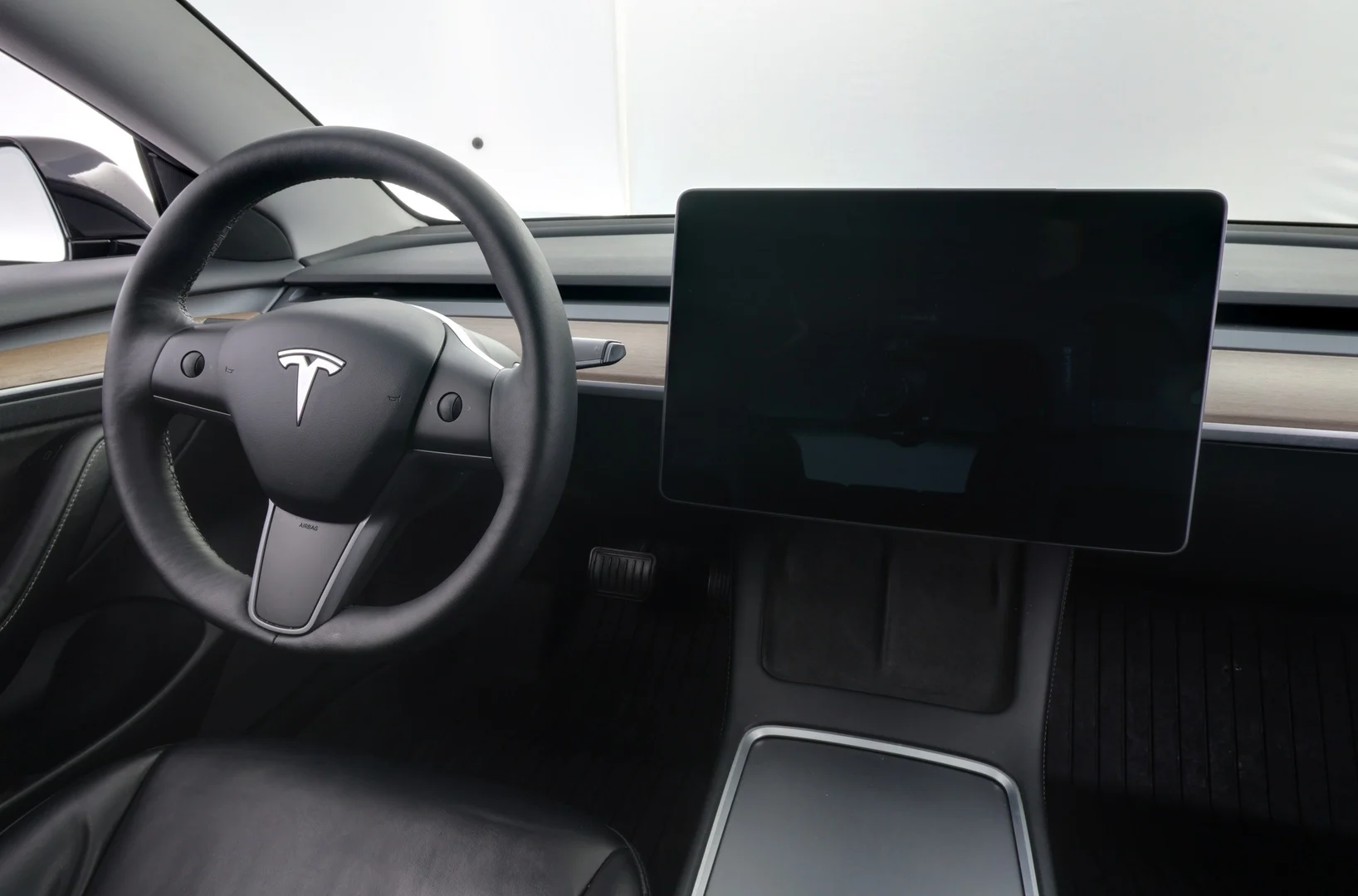 Car Image - A1NL3PtxQLLZ4VkHGhmpP