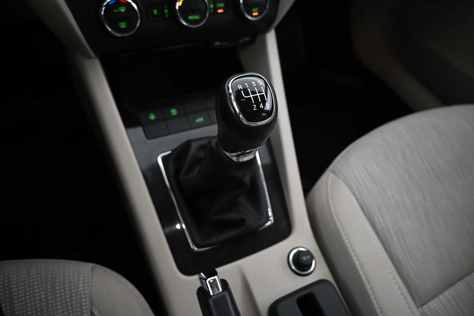 Car Image - 6b0HZQrni6q5JC9lMs8Y4z
