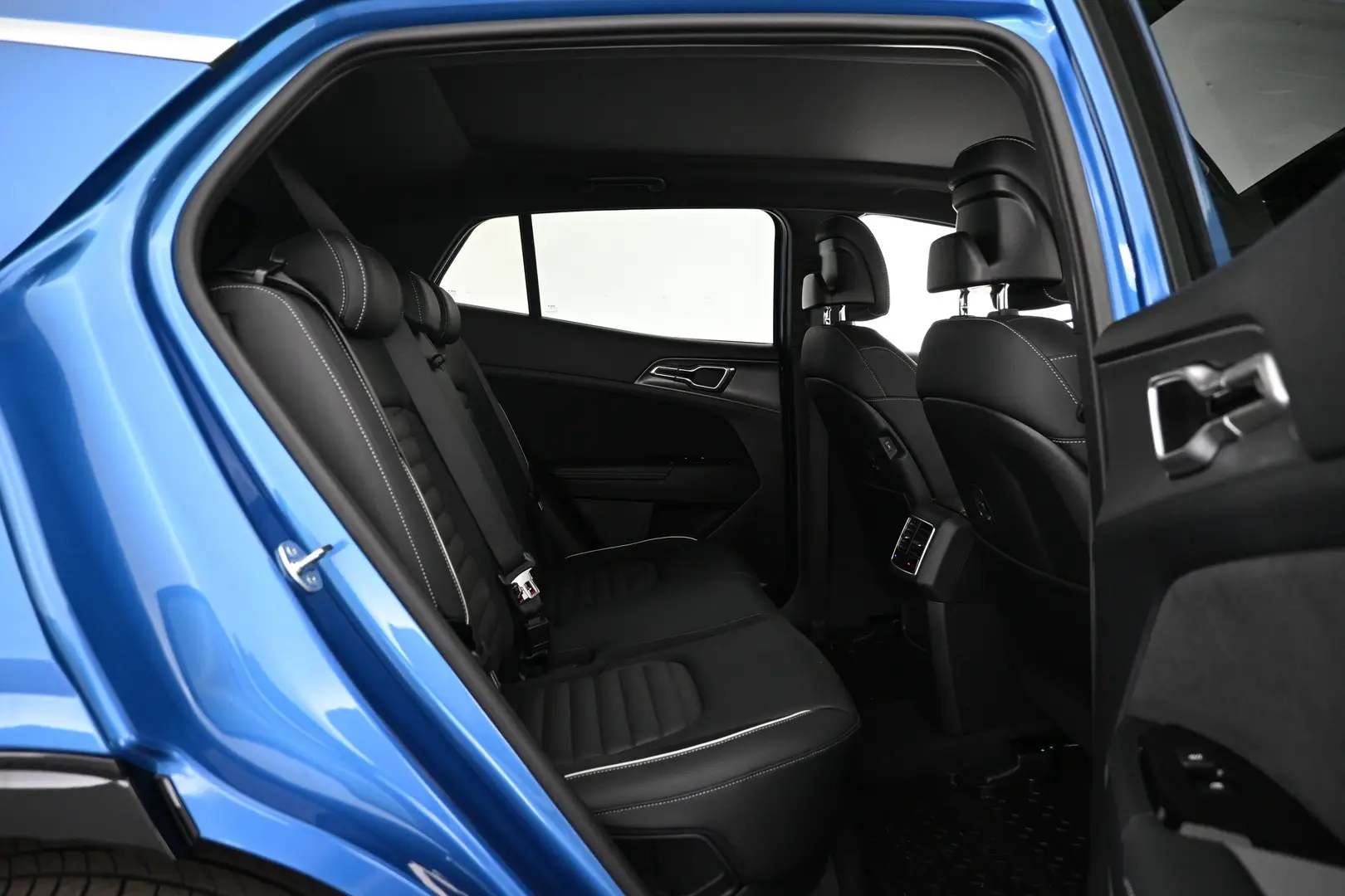 Car Image - 4g0aWrBQ9fbCSnPAxt8l3i