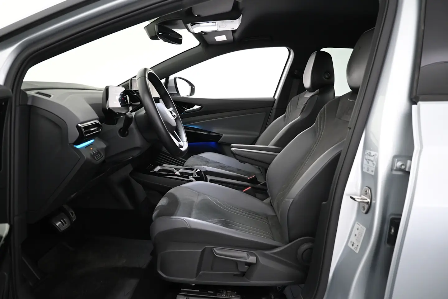 Car Image - 30y0a2HsrN4WIHlJV4KIVa