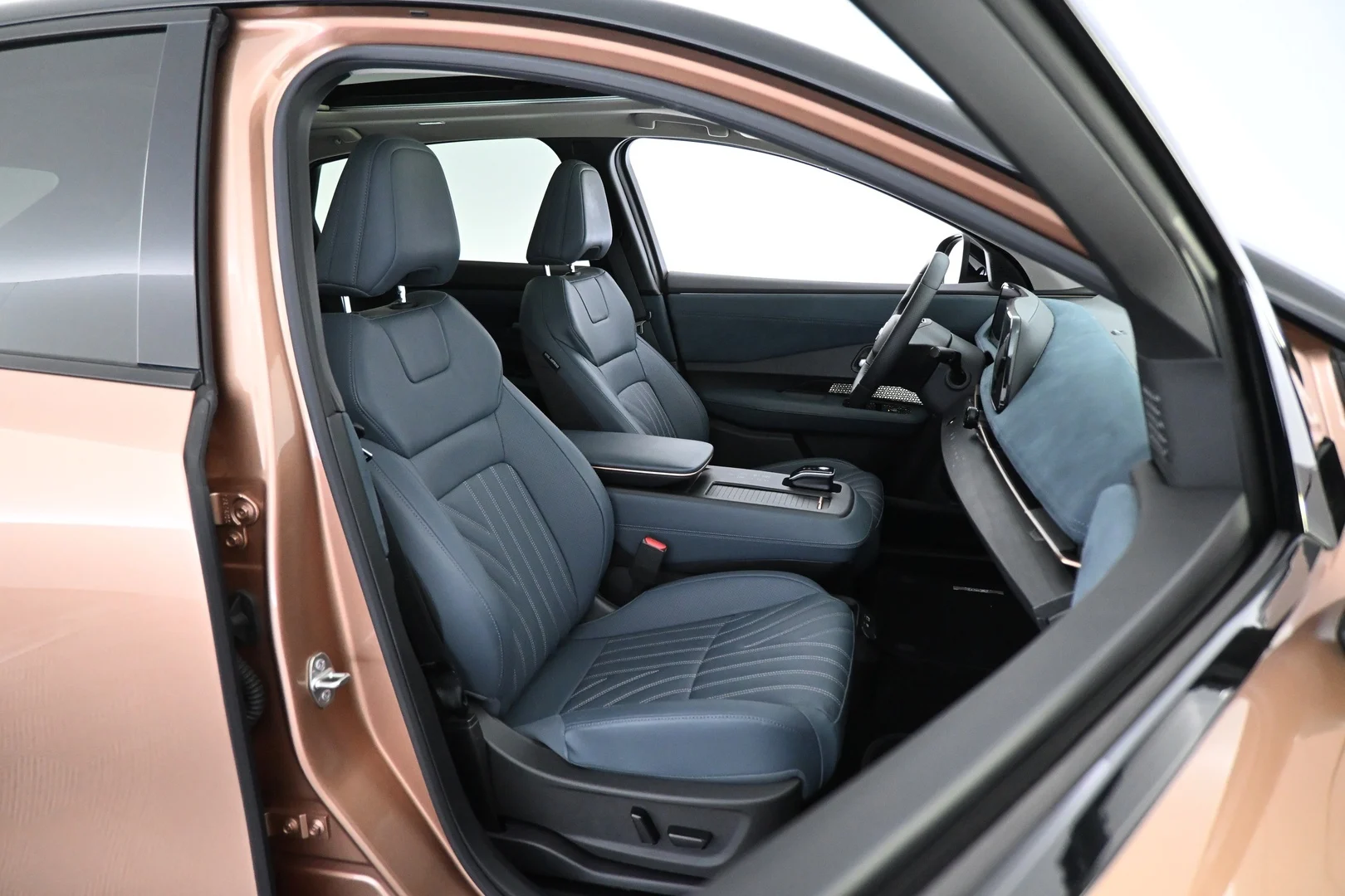 Car Image - 2zYOGuB8hduwOHN7v14blx