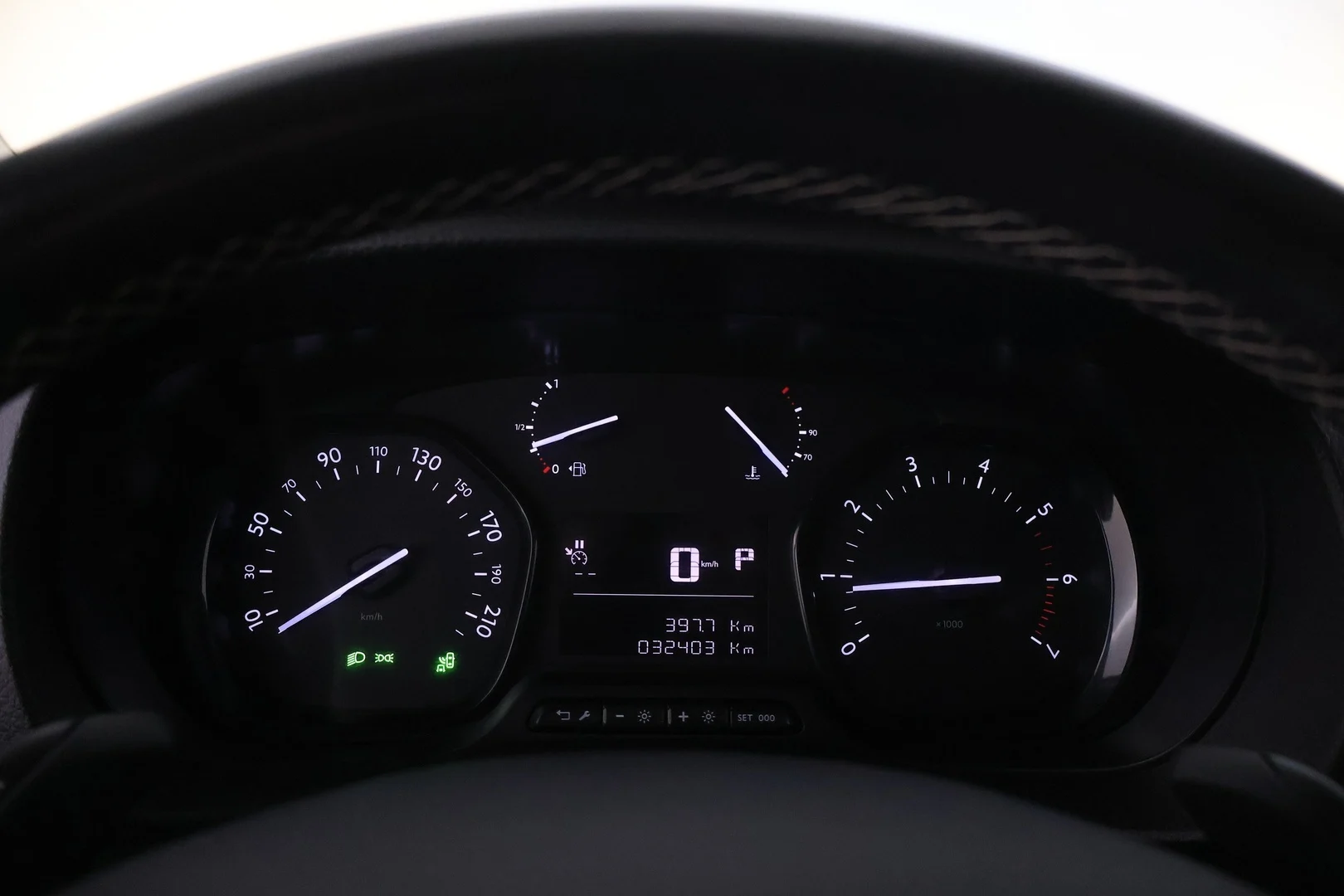 Car Image - 7F47jomQYSRtheQZ7aCIL9