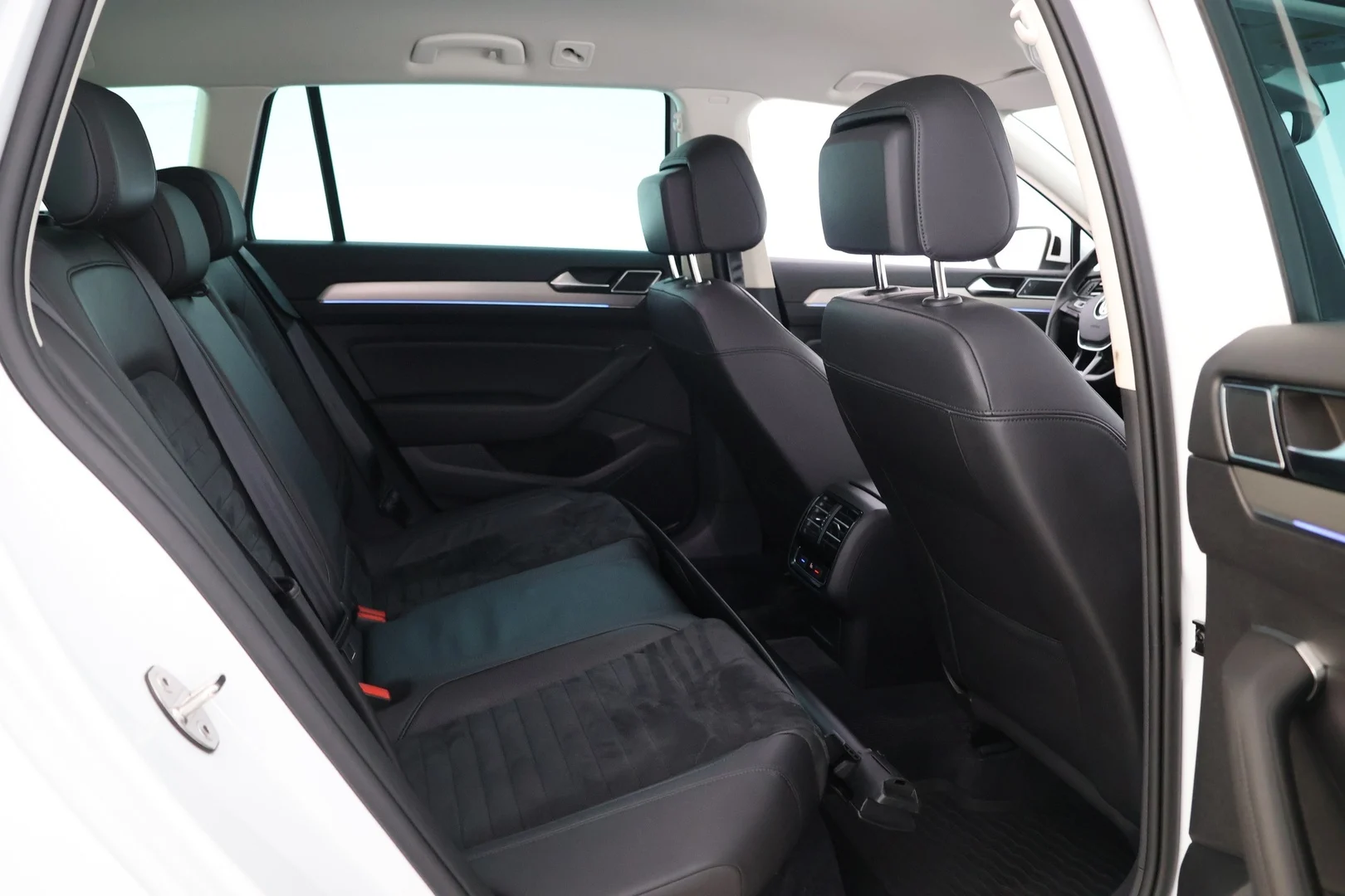 Car Image - 3JFaPwK0DFu6Cba3ee2AAb