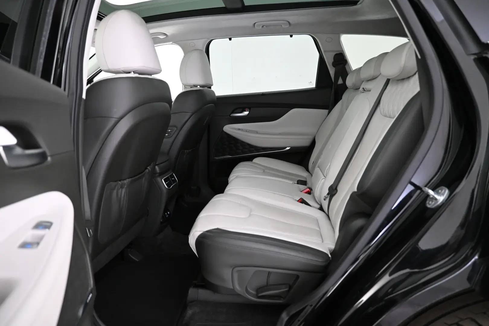 Car Image - 5S2UwVIqydtRGNCfJDX0dO