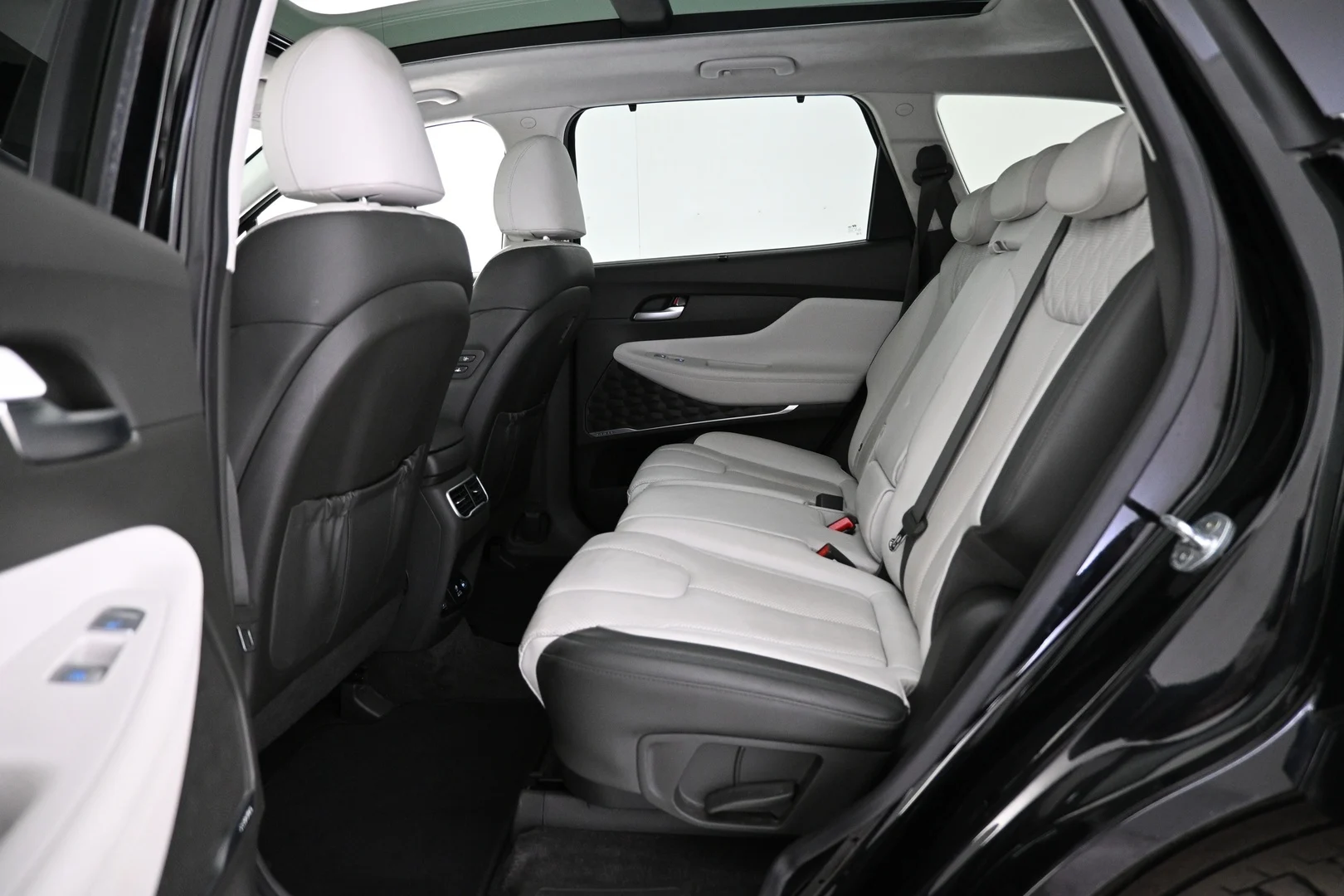 Car Image - 5S2UwVIqydtRGNCfJDX0dO