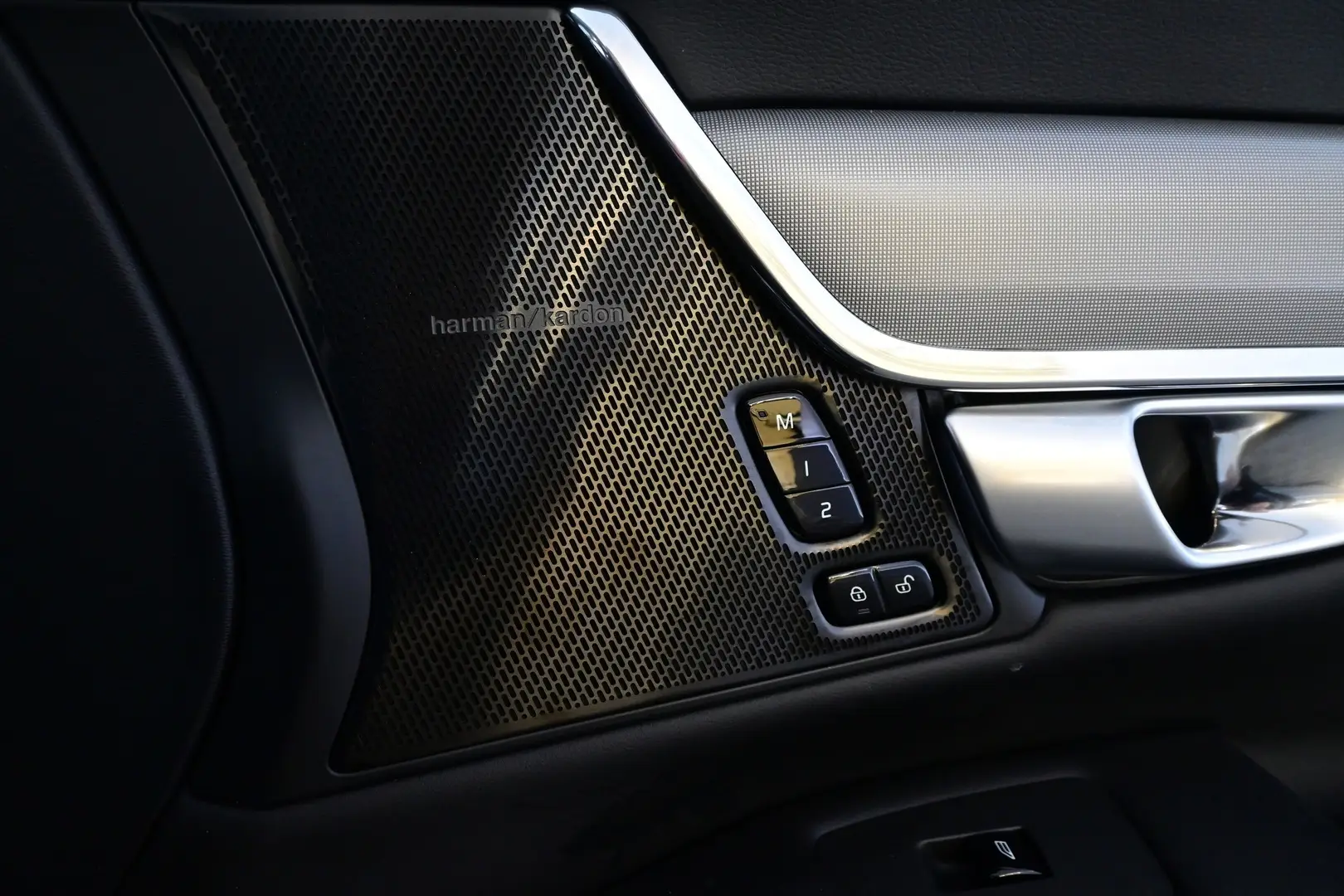 Car Image - 6kwnhe5ZbbolU6JFpTxfH9