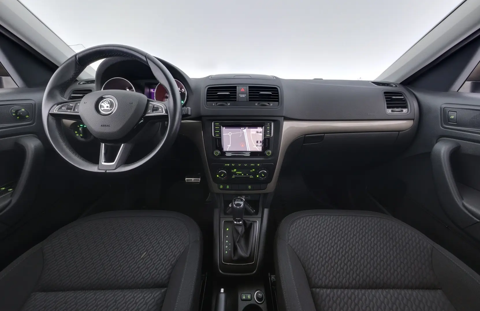 Car Image - 7orpfEMdGpuRieWXSZ9plI