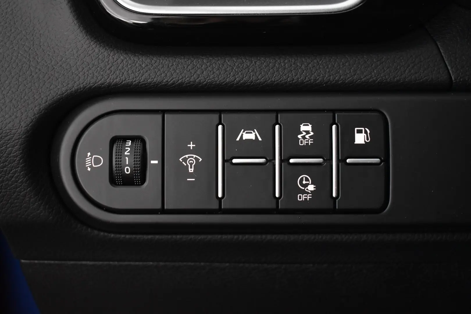 Car Image - 5eH8yv9Fc7bZ6po3nywrpv