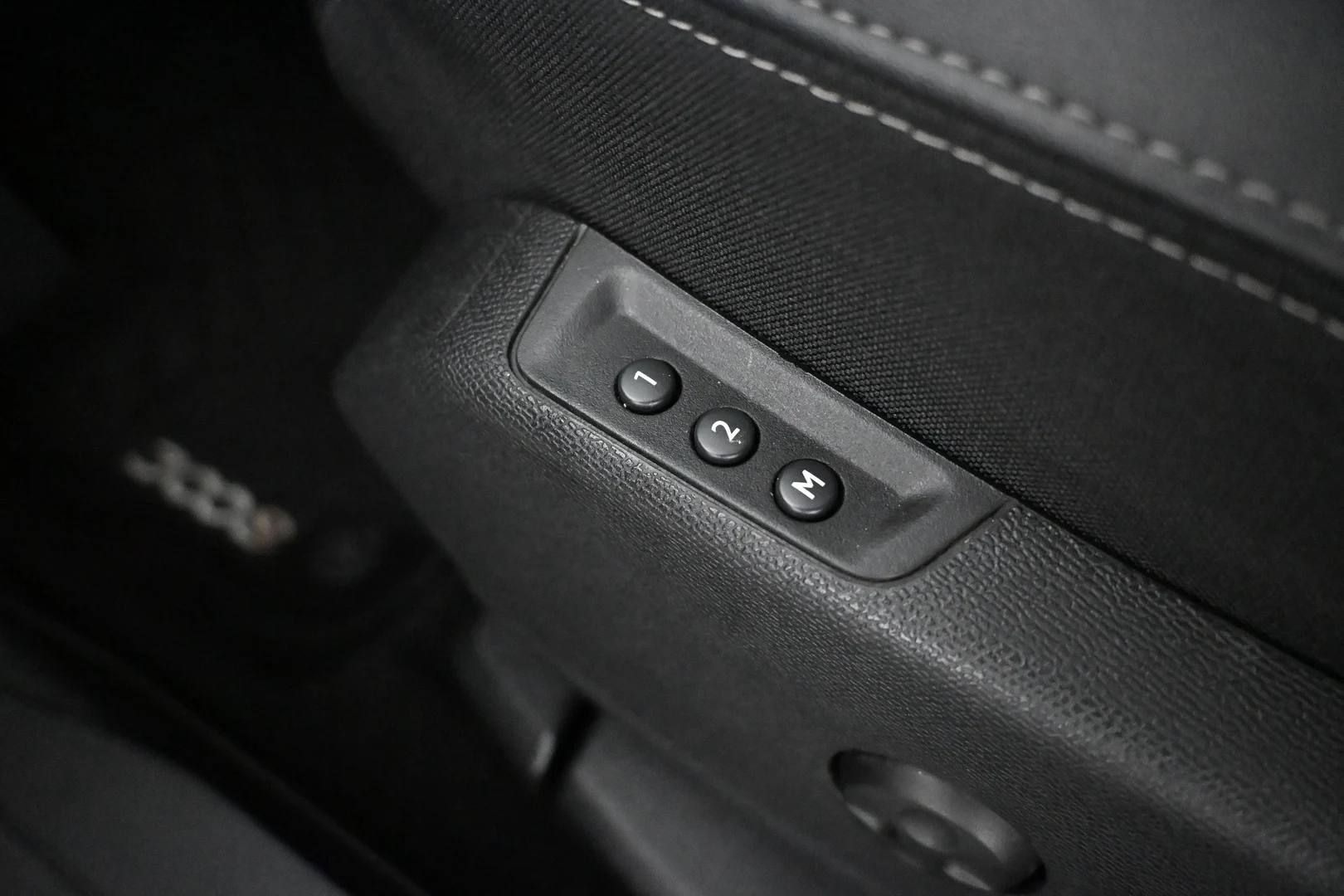 Car Image - 227sxtnksMkd1d8WIJqUXb