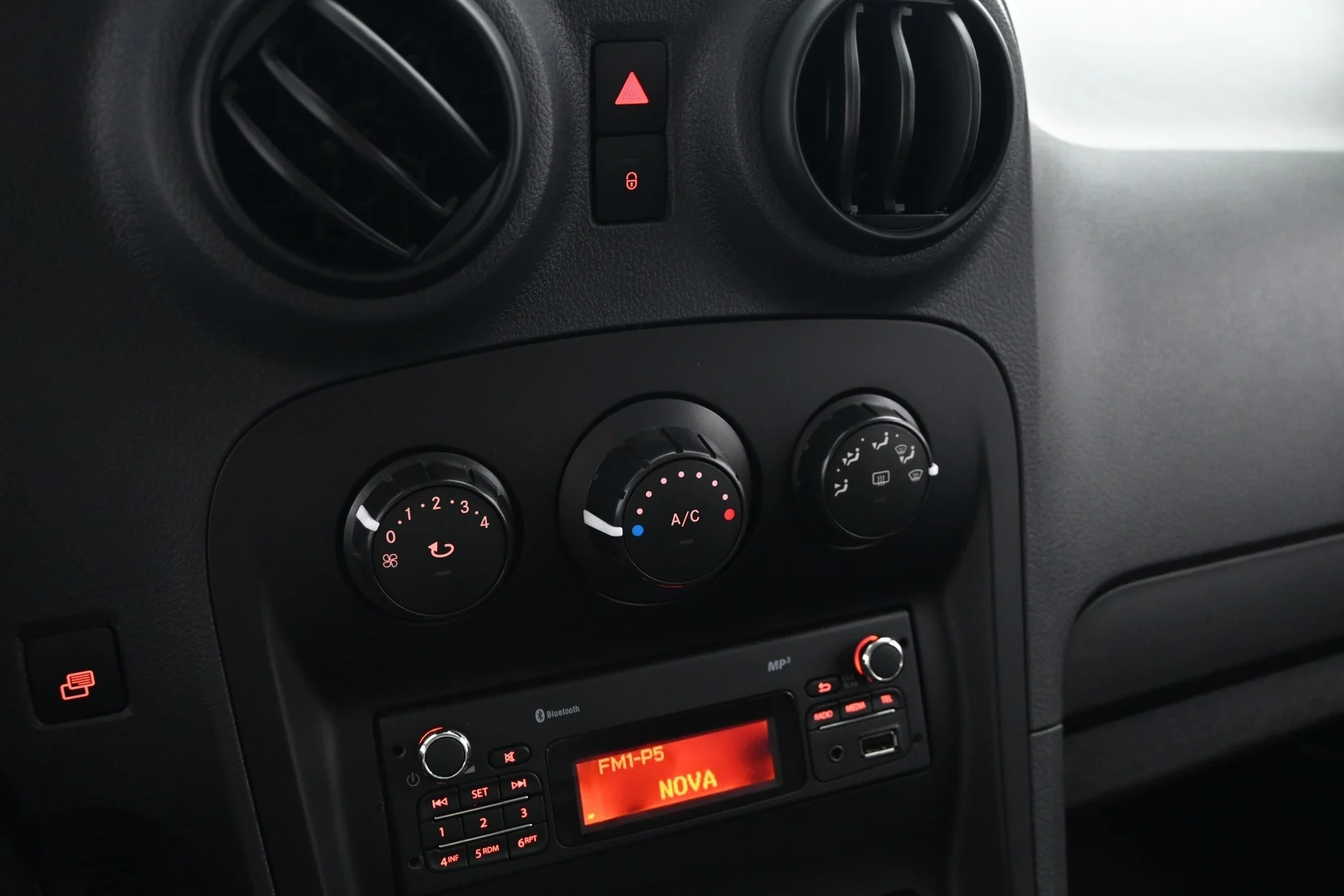 Car Image - 5fpGojXFk7luyZvYnDz6Ke