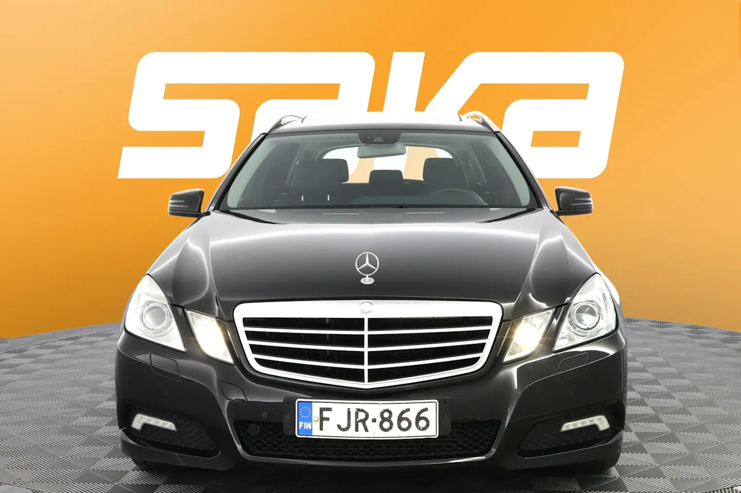 Car Image - 5tLXqUJ64ZXzowz0UV2hro