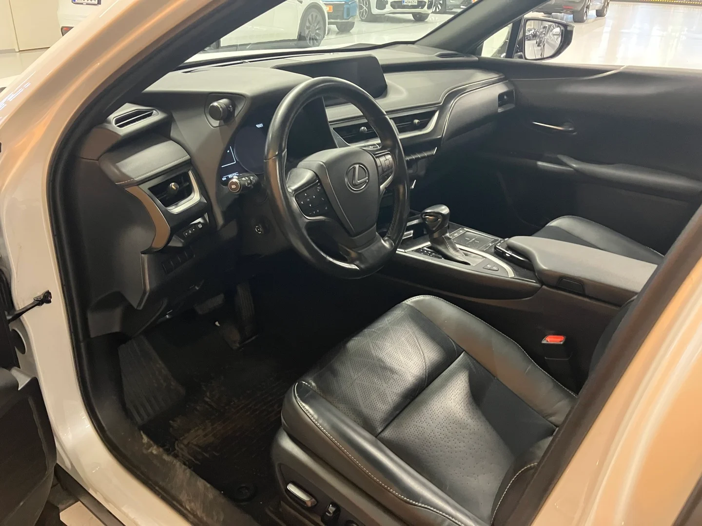 Car Image - 4DYQfWvGBExIfbB5soNeA2