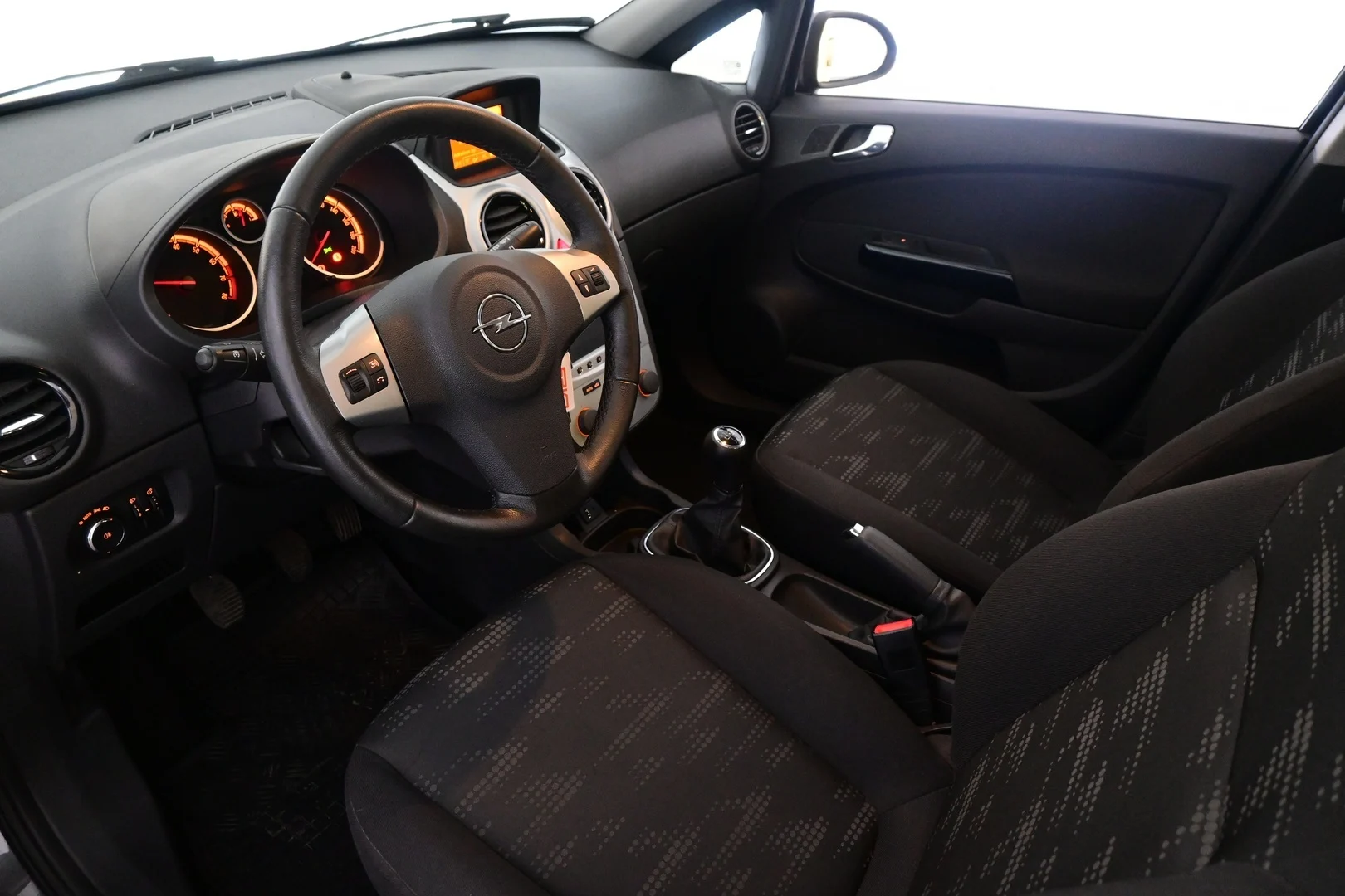 Car Image - 5LRGQhQV0BvaF5y5TJ62dl