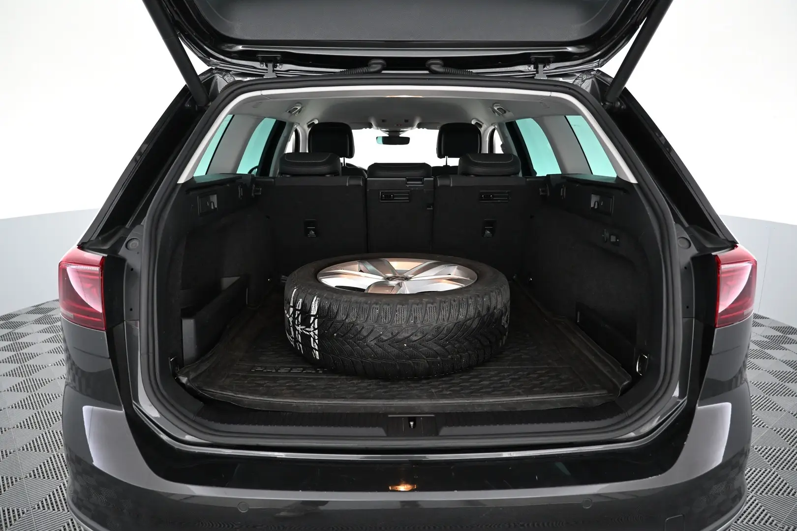 Car Image - 4T7BvXP2gevO8WCMdmBtjk