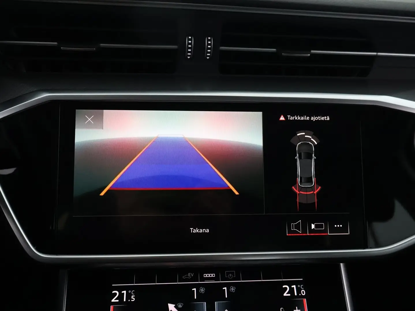 Car Image - 3xzIxFtcVHdUqZOpXLaoxO
