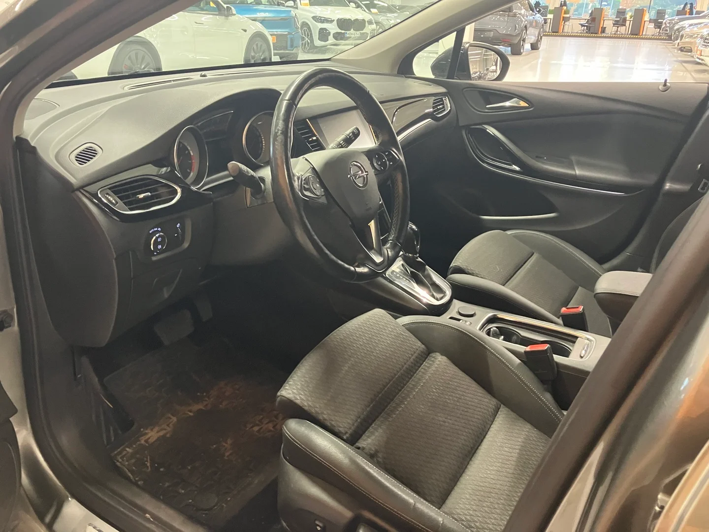 Car Image - 3VM1FWxs6fLMFRwPyK6kyz