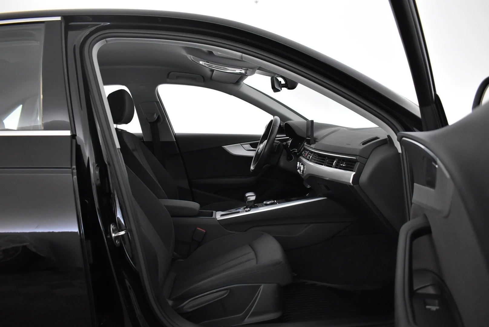 Car Image - 52gKKVGdm4ulDCVF41dg7t