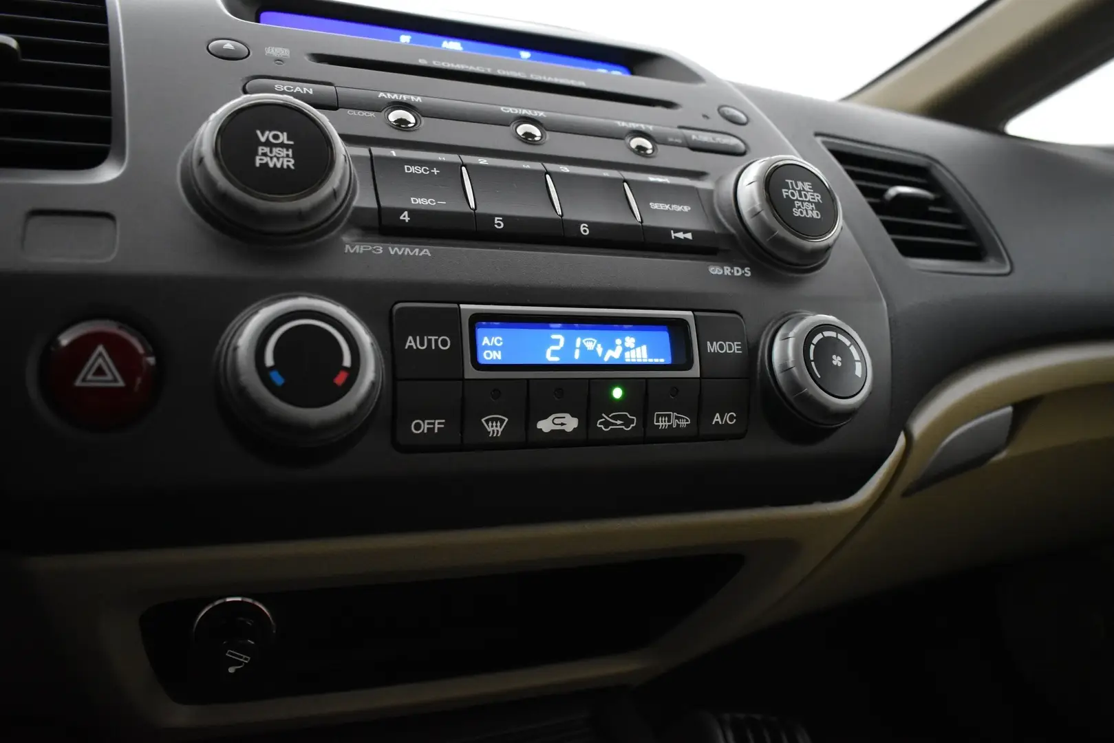 Car Image - 22hh8Q09aBfeuxuOMq2R0L