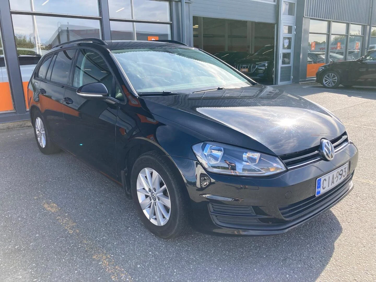Car Image - 4JeDRGxjaHNzWJPBXb8tK1