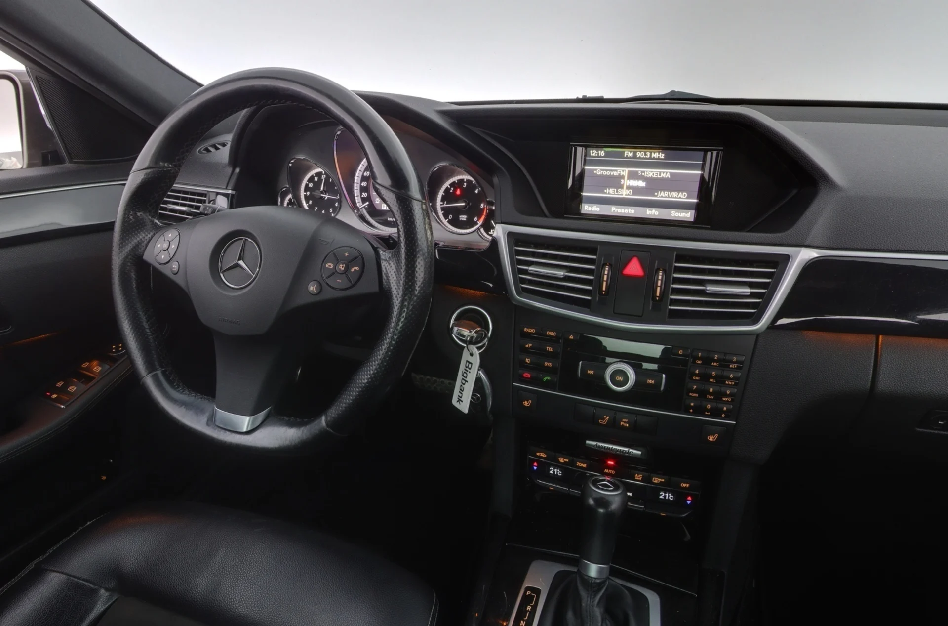 Car Image - 1CnptYq88qIz83x1eukLfc