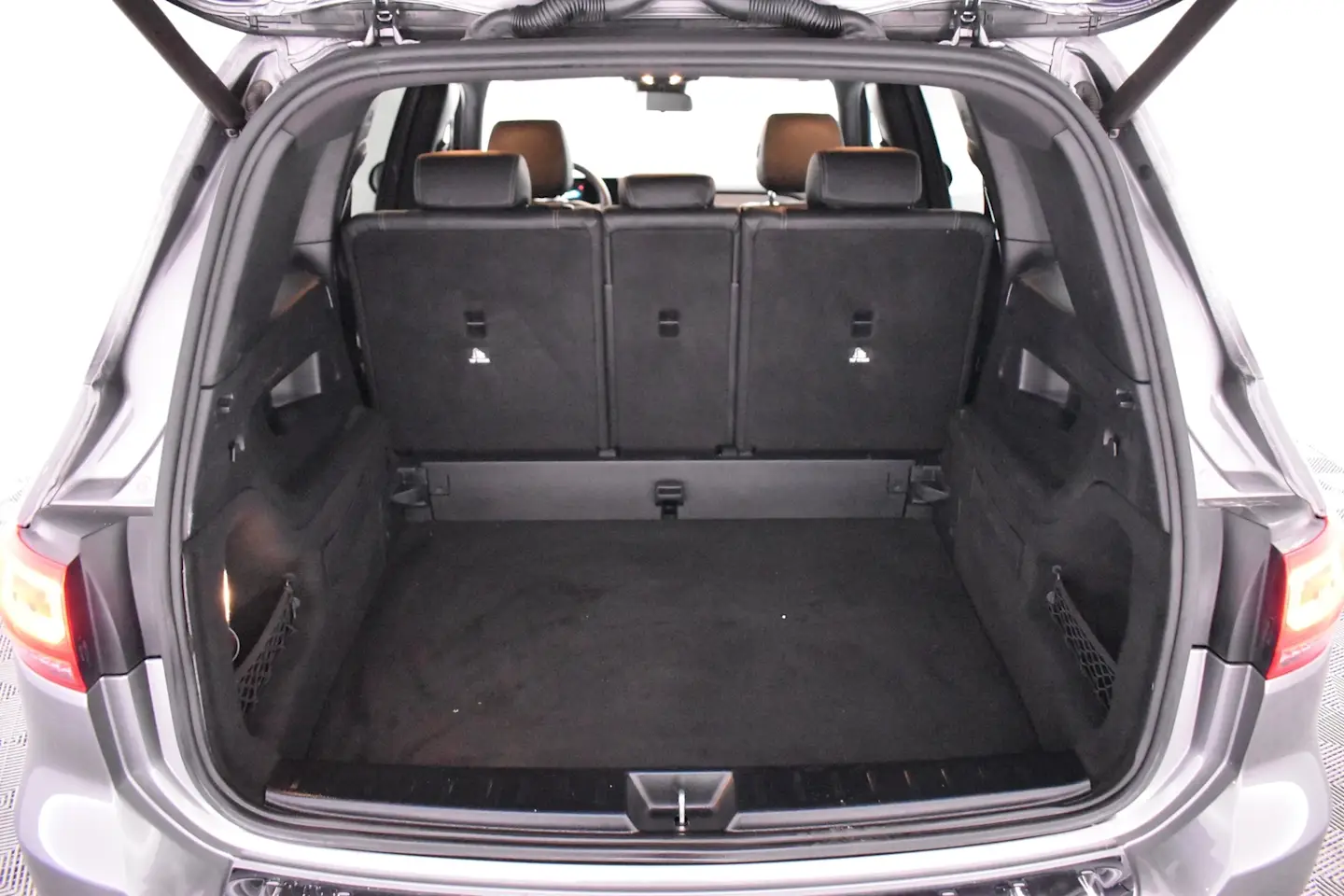 Car Image - bG0qDKzeyrByjZZmSAheX