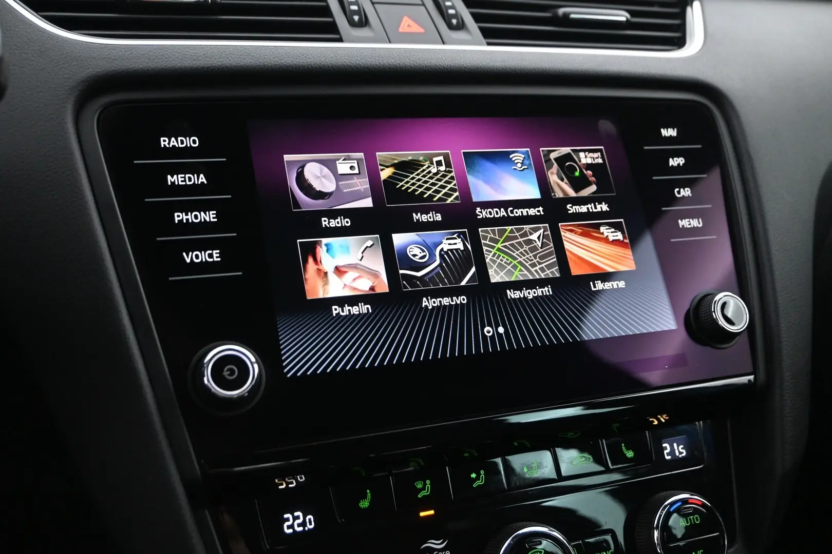 Car Image - 3NxC0Cp4jBBWg6wOfm2glD