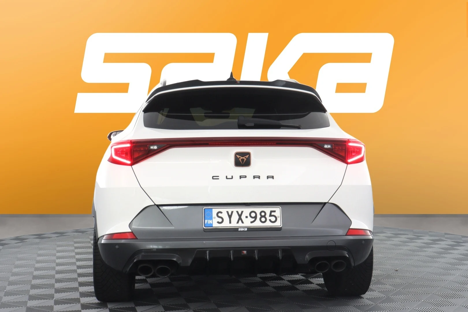Car Image - R9vmEf8nF30Qezmnn54Q3