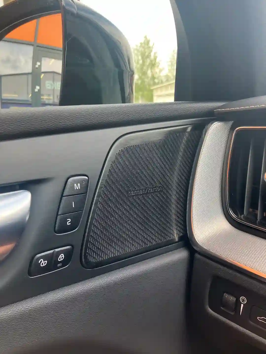 Car Image - 2aPXGGOc4PQkgkM9OtAFyI