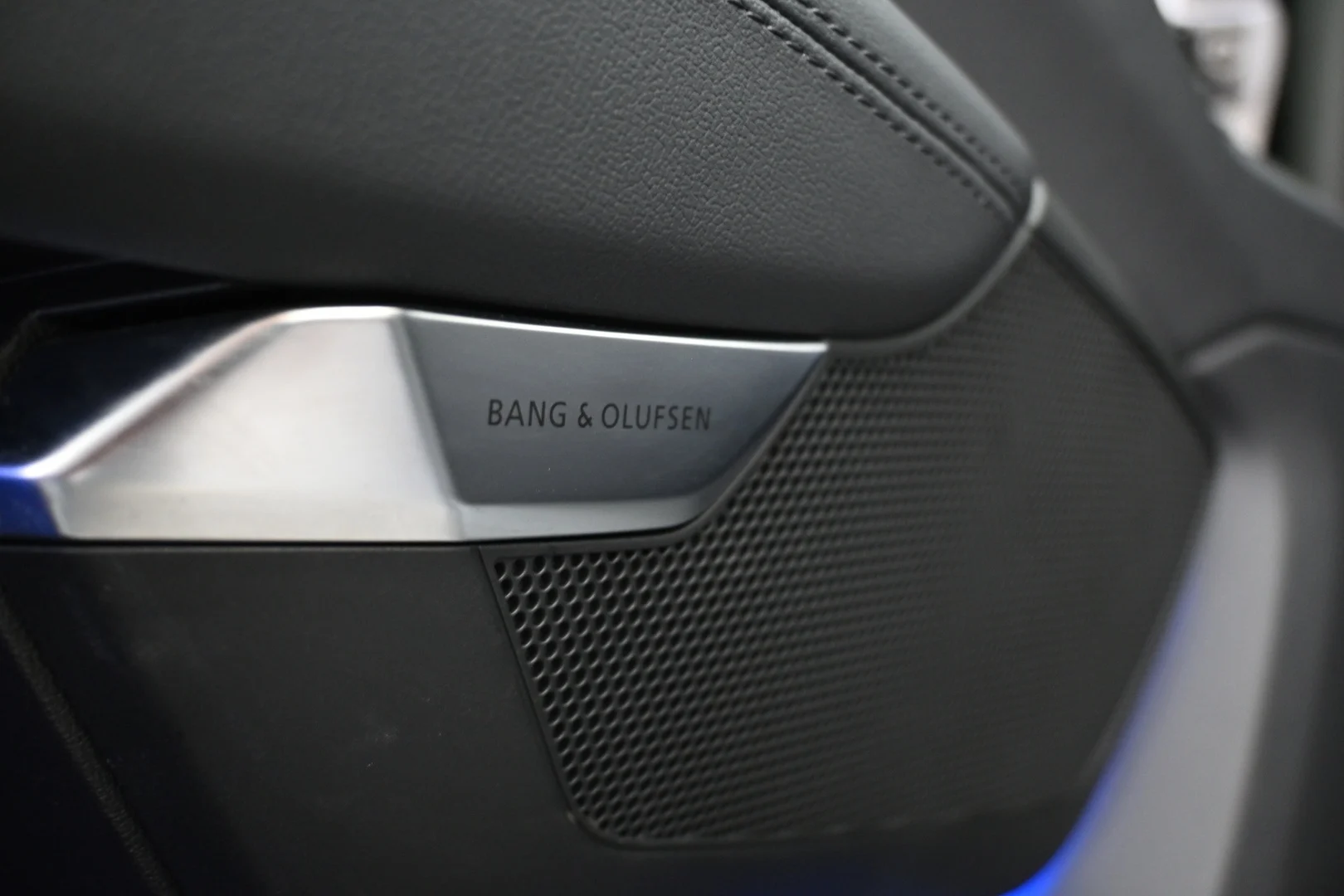 Car Image - 35voUsNw94jJ6GewQT8Nq2