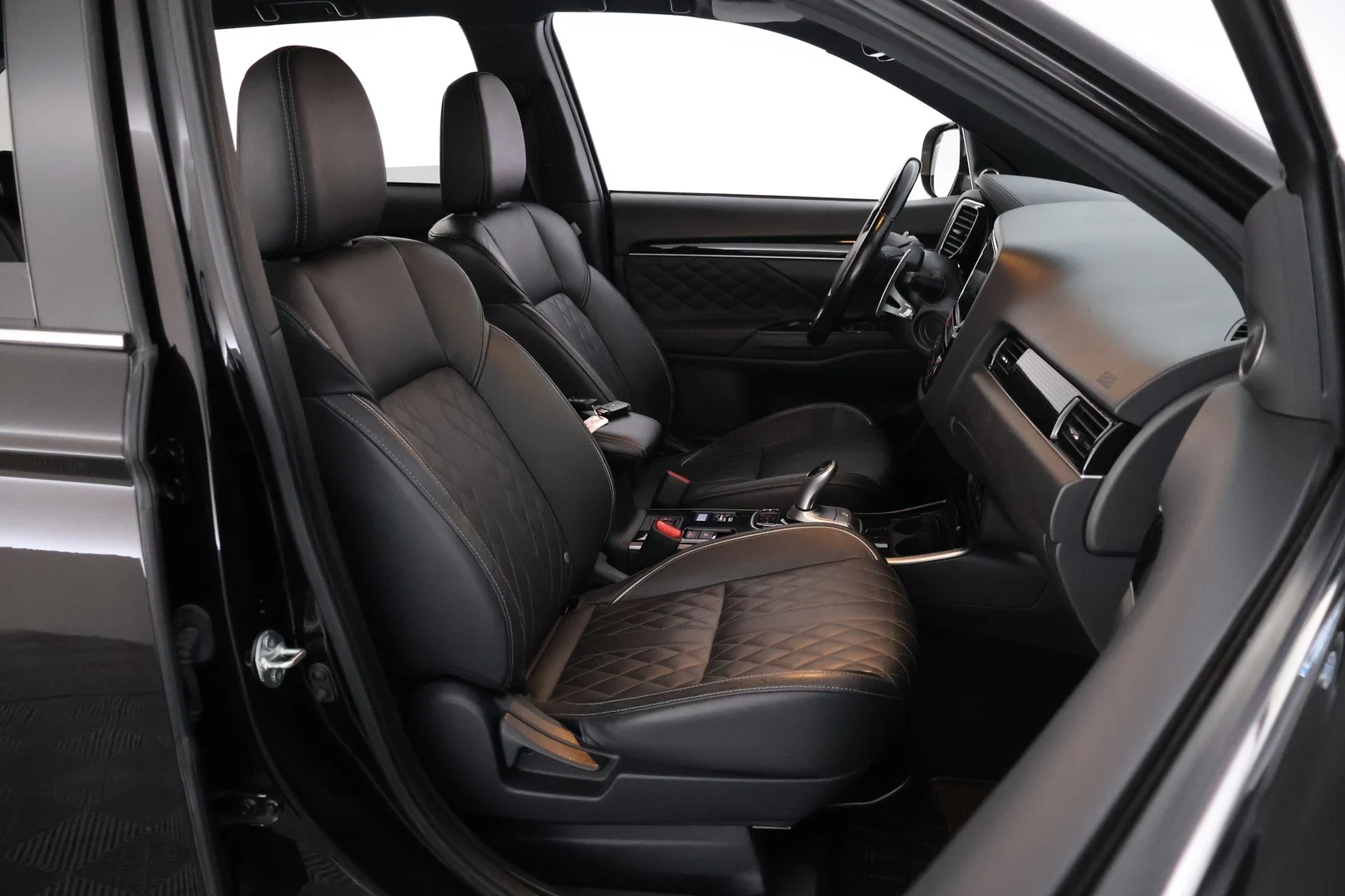 Car Image - 35cWJZsS9RcdG20NVrI1G7