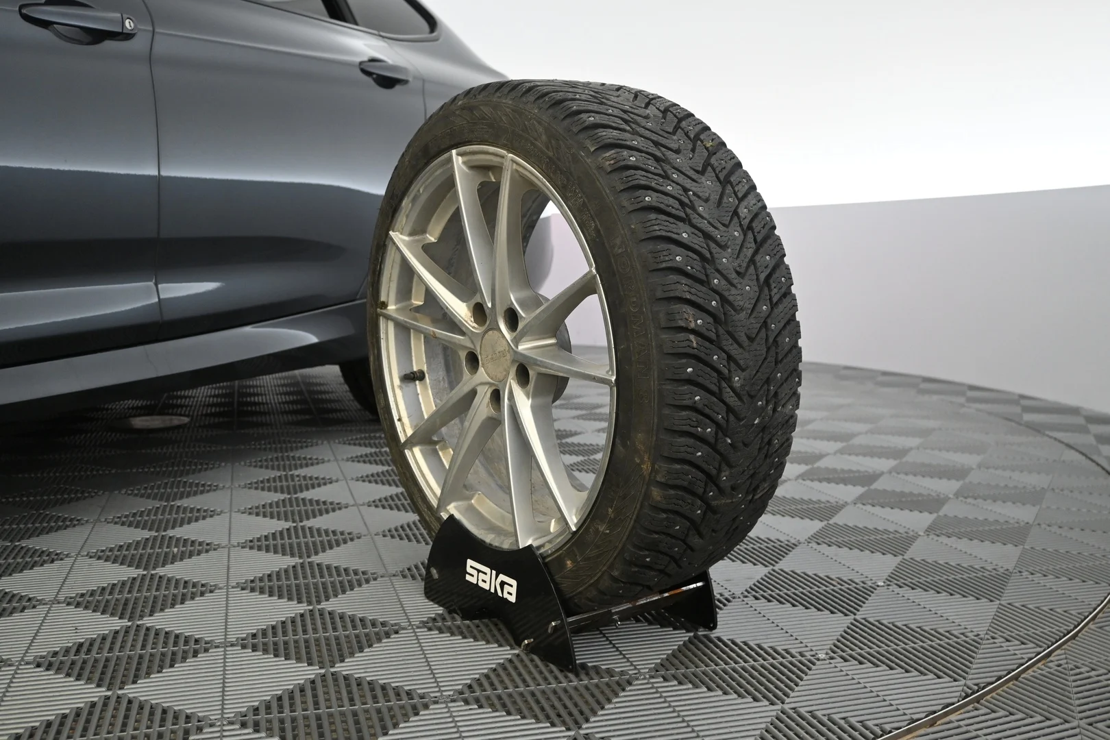 Car Image - 130SVDRuOiRnUEcmXFAJJG