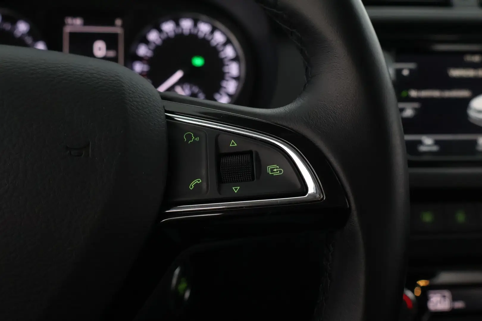 Car Image - 7kMjx4Dv79WuI4WlAObiil