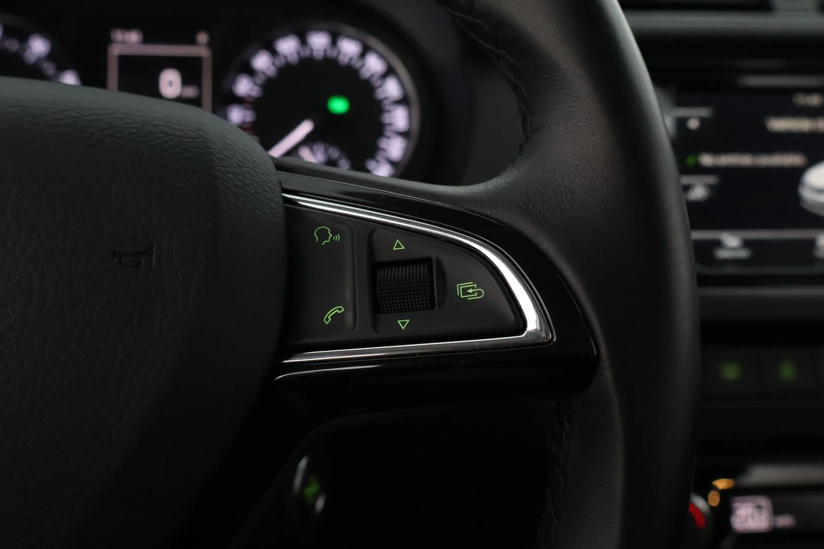 Car Image - 7kMjx4Dv79WuI4WlAObiil