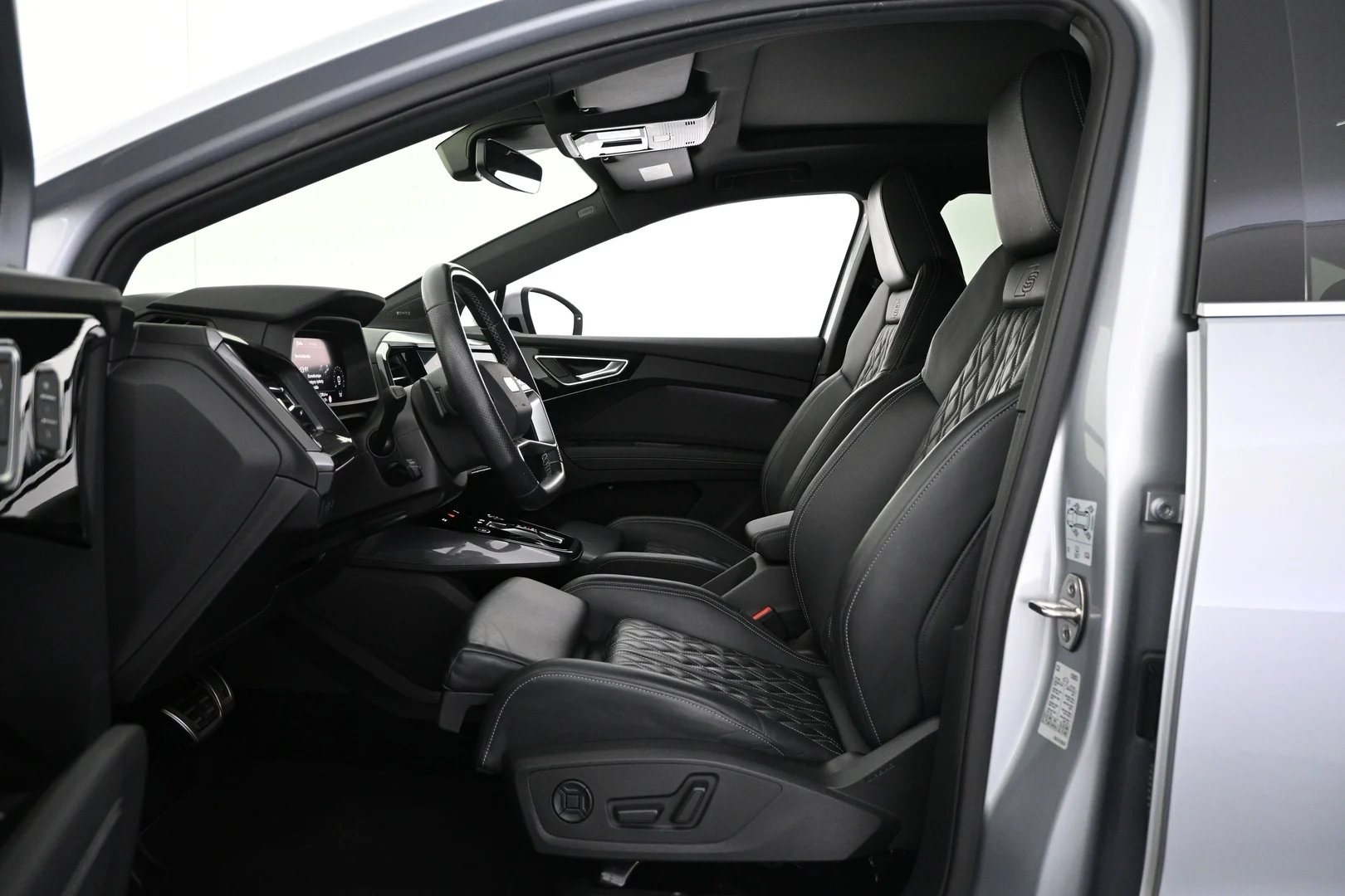Car Image - q9WrH6Peld5pqYHBlf41l