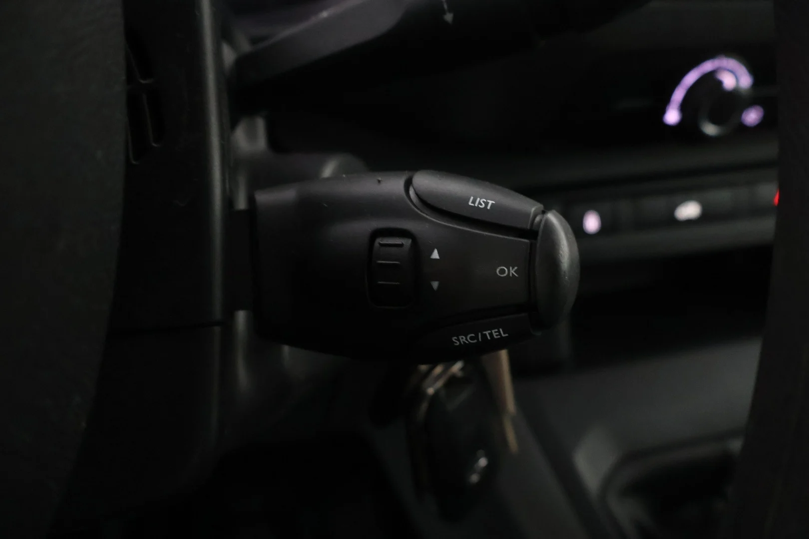 Car Image - 3nlJsUgZAf2cWRYKMyTWto
