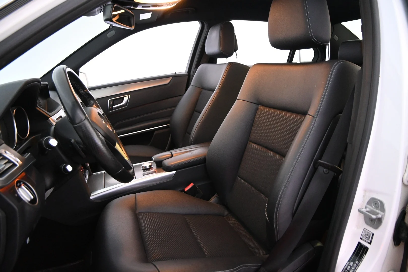 Car Image - qowq6pKmn1Kvi6aaKyQbA
