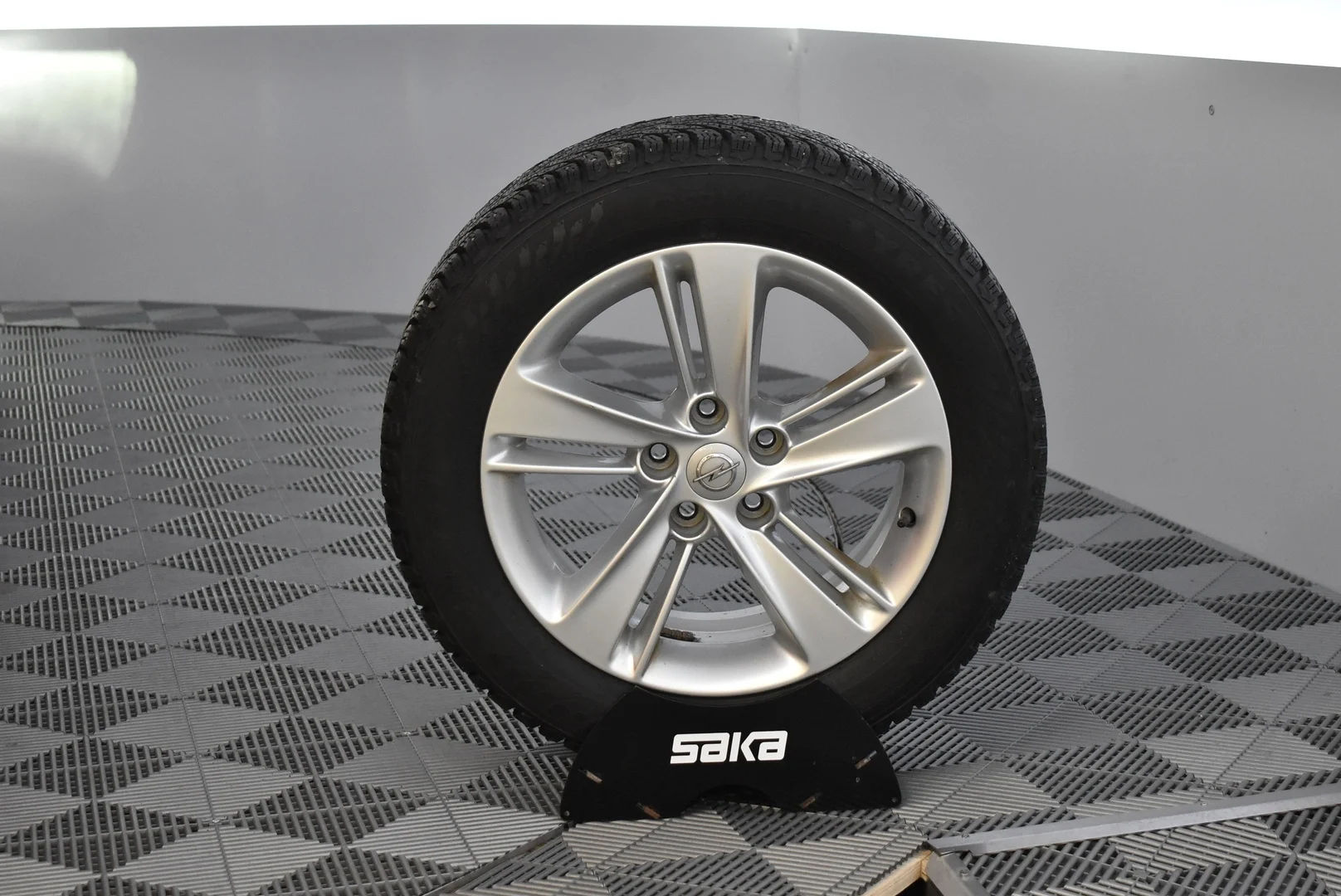 Car Image - 2QsvkyqbkHWAiRwzuC5HpF
