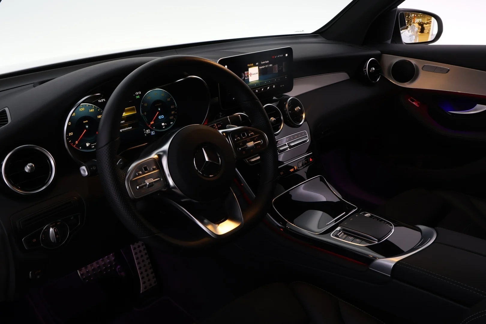 Car Image - 1hG1IAsNcOJxGHSChb9Pja