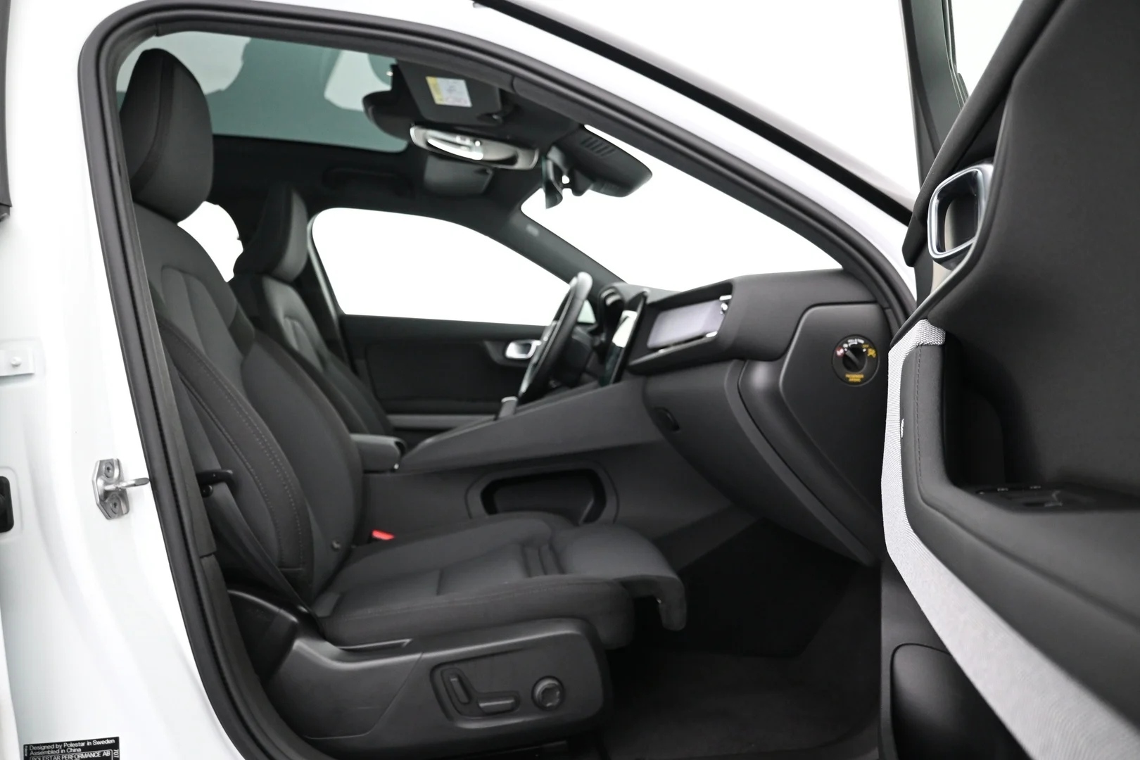 Car Image - 6Zkq4k4FleUAPPI4Eiml9k