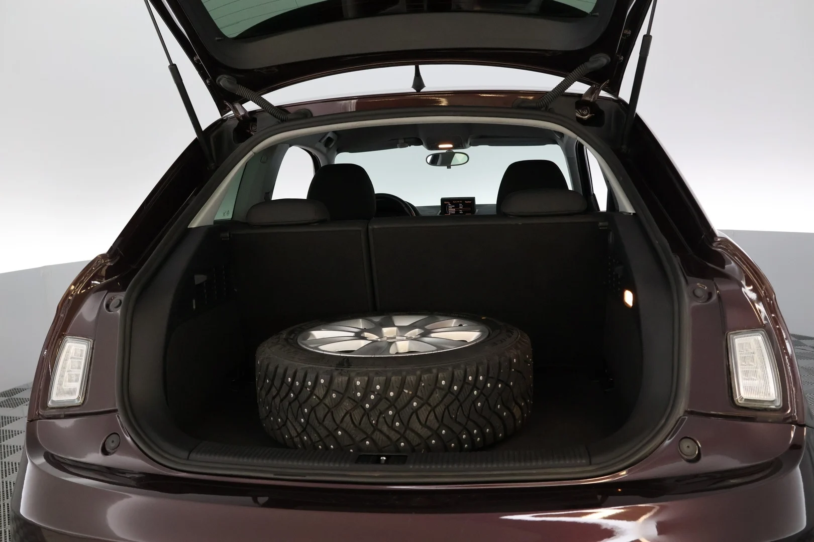 Car Image - 266kgupR6Y30pQvMbKJ6Ld