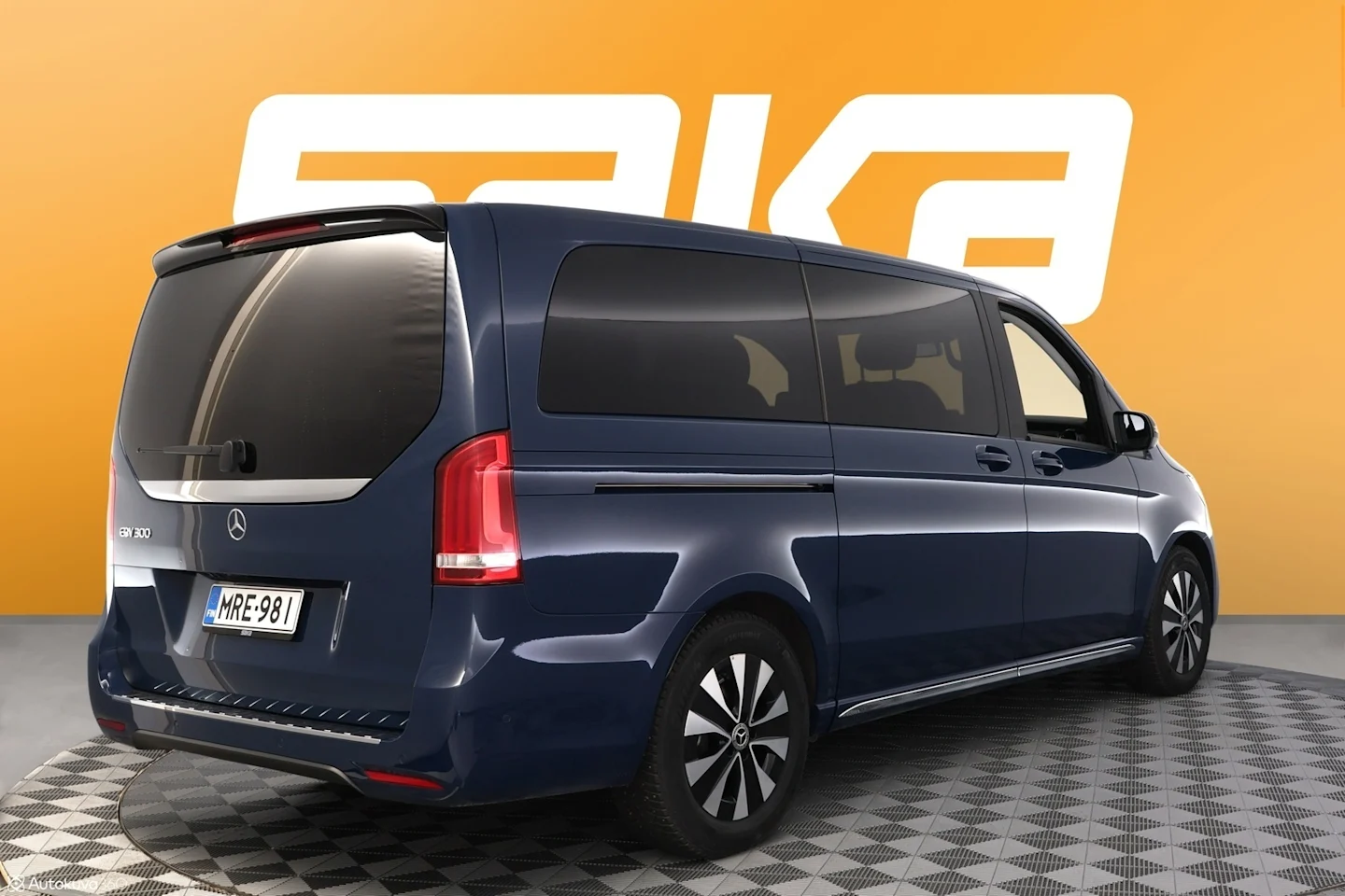 Car Image - 4AJ2YsnEz0D4Itj73zLLaO