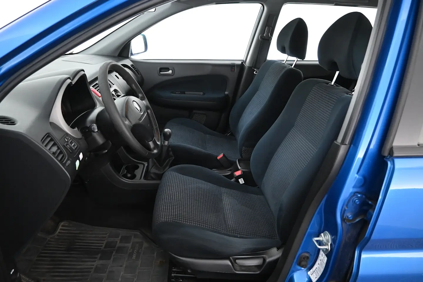 Car Image - yOz3wSoch5XVpoD4J0sPa