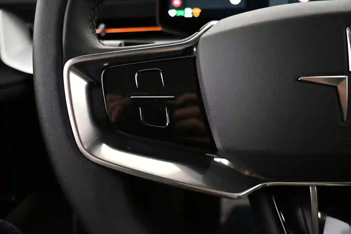 Car Image - CoU9Di8EXtWqhIeN5rFOo