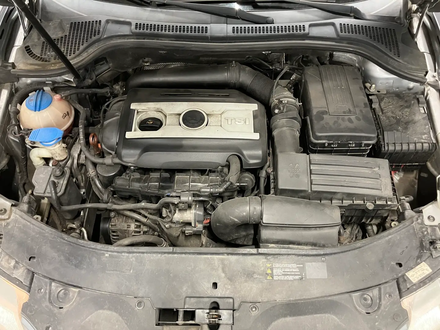 Car Image - FsTkKYT7XoojYjjK0pqFY