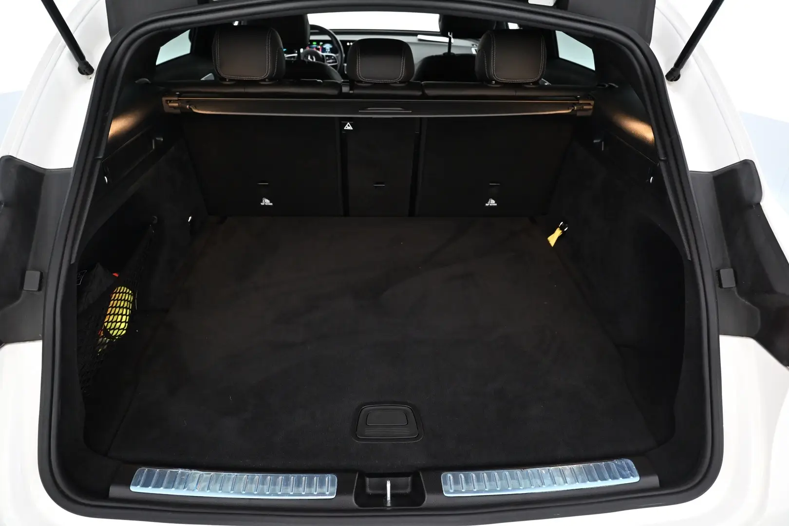 Car Image - 4DHlgq4SXWcHUtJobkZqmD